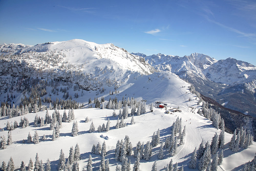 wintersport-Grunau-Skigebied luchtfoto