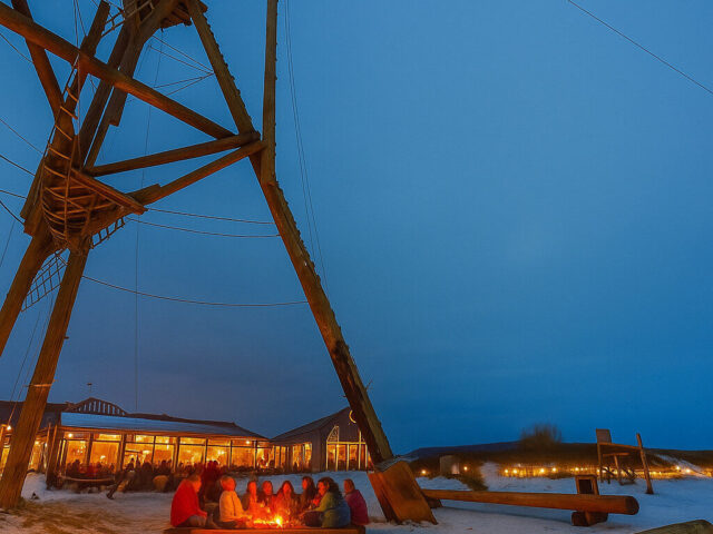 Kampvuur winter paviljoen Nova Zembla